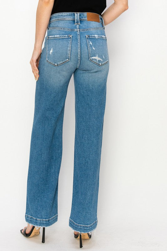 HIGH RISE STRAIGHT LEG JEANS