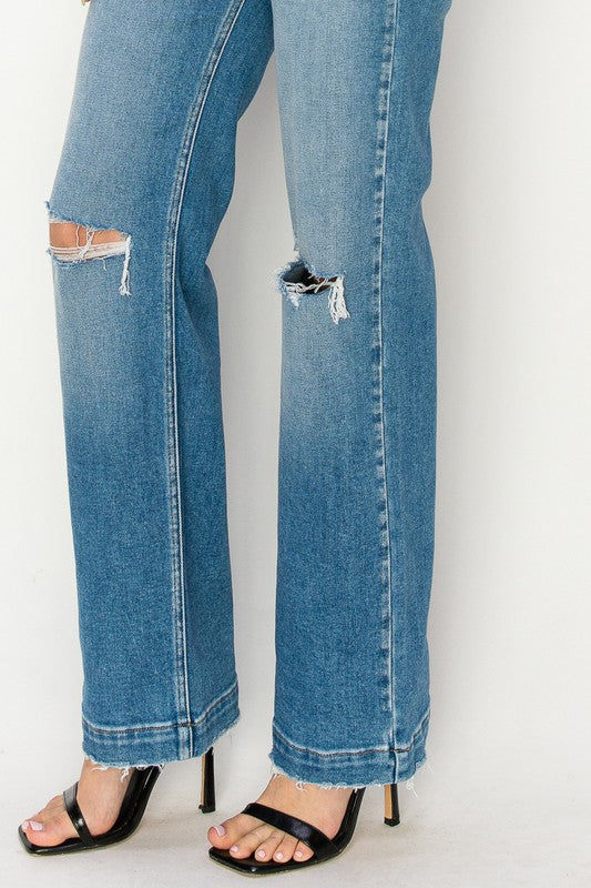 HIGH RISE STRAIGHT LEG JEANS