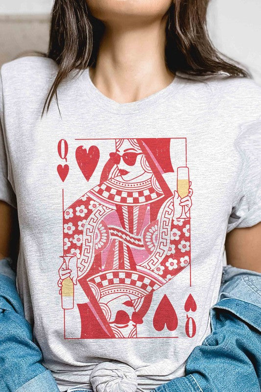 CHAMPAGNE QUEEN OF HEARTS Graphic Tee